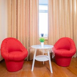 Комната стандарт с 1 двуспальной кроватью (удобства на этаже)