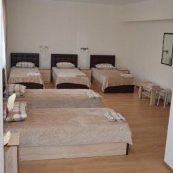 Номер стандарт с 5 односпальными кроватями