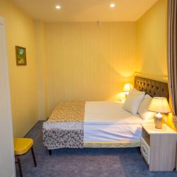 Фото Мини-Отель НАШ