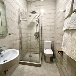 Номер стандарт улучшенный с 1 двуспальной кроватью