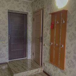 Номер стандарт улучшенный с 1 двуспальной кроватью (цокольный этаж)