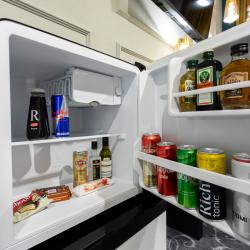 Номер стандарт с 1 двуспальной кроватью