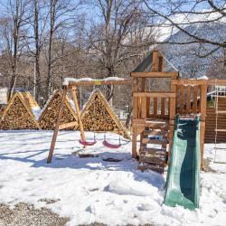 Фото Отель Base Camp (Бэйс Кэмп)