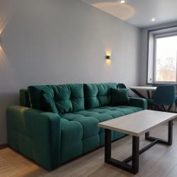 Фото Отель TroeSutokApart Комсомольская 50