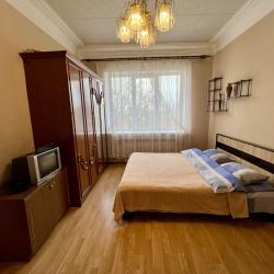Фото Отель ArendaGrad (АрендаГрад) на улице Коммунистическая 5