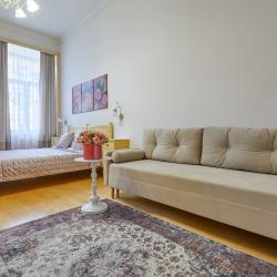 Фото Отель FlatStay Достоевского 38 | 3шка на 8 человек в Петербургском стиле