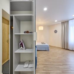 Фото Отель VolgaApart (ВолгаАпарт) на улице Максима Горького