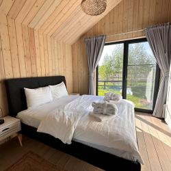 Фото Отель BarnHouse Village (БарнХаус Виллэдж)