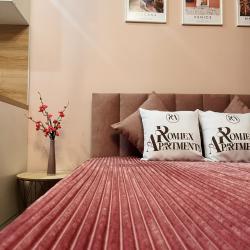 Фото Отель Romlex Apartments (Ромлекс) на улице Чаркова 28