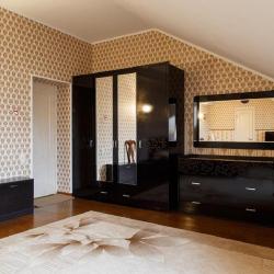 Номер люкс с 1 двуспальной кроватью