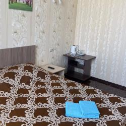 Номер стандарт эконом с 1 двуспальной кроватью