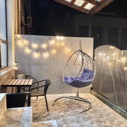 Фото Апартаменты на улице Кутаисская 1