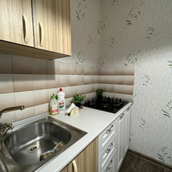 Фото Апартаменты в 7-м микрорайоне 27