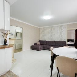 Фото Апартаменты СуткиРу на улице Кленовая Роща 8