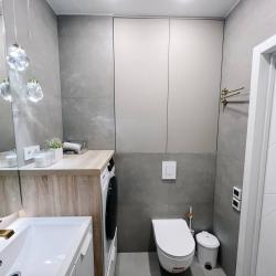 2-местные 1-комнатные апартаменты студия с 1 двуспальной кроватью