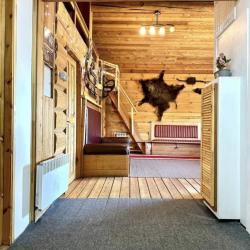 Фото Отель Байкальский дворик на улице Ангарская 3А
