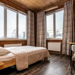 Номер стандарт семейный с 1 двуспальной кроватью