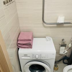Фото Апартаменты в Микрорайоне Угольщиков 57