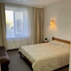 Номер стандарт семейный с 1 двуспальной кроватью