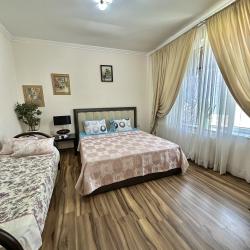Фото Апартаменты двухкомнатные на улице Шаумяна, 1