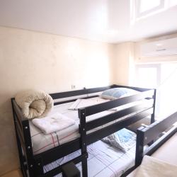 Кровать в общем 6-местном номере (удобства на этаже)