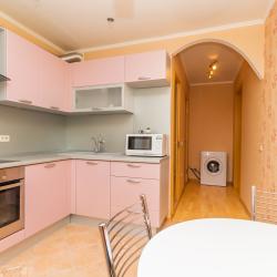 Фото Апартаменты на улице Академика Королёва 7