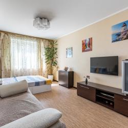 Фото Апартаменты на улице Меридианная 13