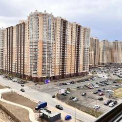 Фото Отель LikeHomeAparts (ЛайкХоумАпартс) на проспекте Строителей