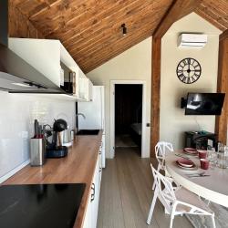 Фото Отель BarnHouse Village (БарнХаус Виллэдж)