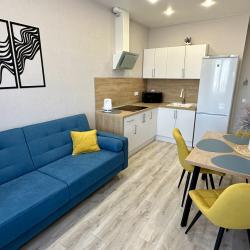 Фото Уютные апартаменты на улице Республики 204 к7