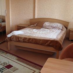 Номер стандарт с 1 двуспальной кроватью