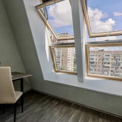 Фото Отель Прекрасная квартира с видом на акваторию пруда!