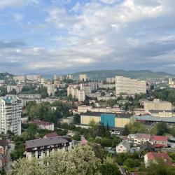 Комната стандарт c 2 односпальными кроватями с балконом