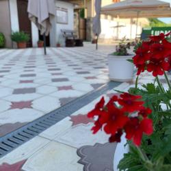 Фото Отель Людмила