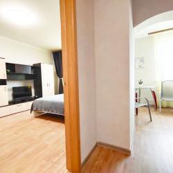 Фото Апартаменты GlobusApartamentCity на улице Лётчика Грицевца 7