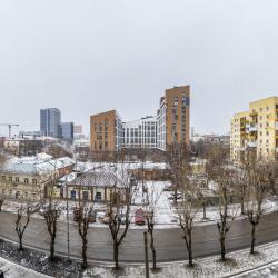 1-комнатные апартаменты студия Белинского 86-582/2