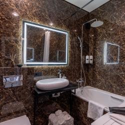 Фото Отель 6-комнатная квартира возле Кремля