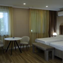 Фото Отель Grand Hotel Kapan (Гранд )