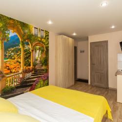 Апартаменты студия Косарева 12 номер 3