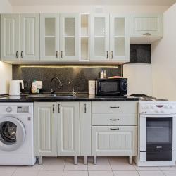 Фото Апартаменты Петровские на улице Учебная