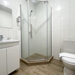 Комната стандарт с 1 односпальной и 1 двуспальной кроватью