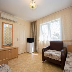 3-местный номер стандарт эконом