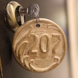 Кровать в общем 6-местном номере (удобства на этаже)