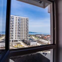 Фото Отель LetoApart (ЛетоАпарт) на улице Григорьева 12-51