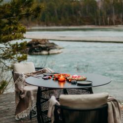 Дом с видом на реку Катунь