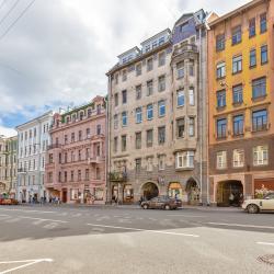 2-комнатные апартаменты улучшенные Жуковского 31