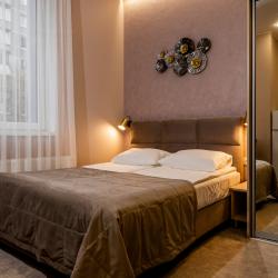 Номер стандарт с 1 двуспальной кроватью