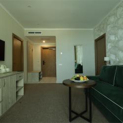 3-комнатные апартаменты люкс с балконом (третий корпус)