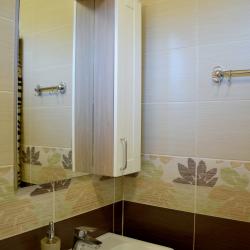 Фото Отель Коттедж Б6 на базе отдыха Новинки Парк
