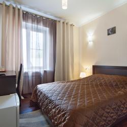 Номер стандарт с 1 двуспальной кроватью (с завтраком)